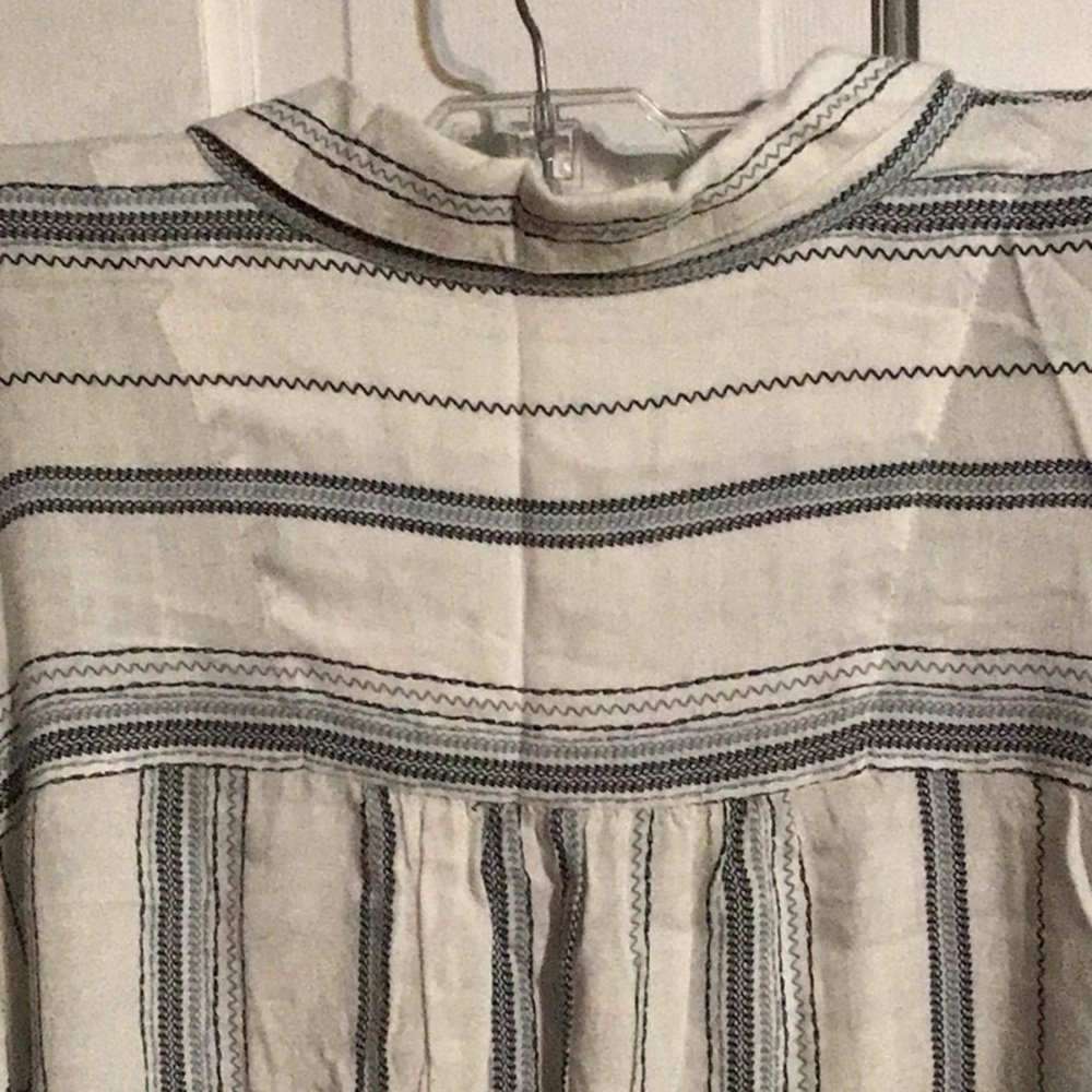 Blouse - Picture 7 of 9